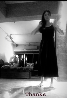 Shruti Haasan feet photo thumbnail