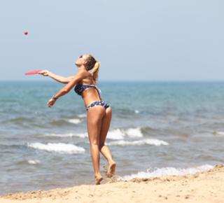 Ilary Blasi feet photo thumbnail