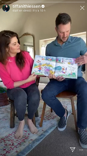 Tiffani Thiessen feet photo thumbnail