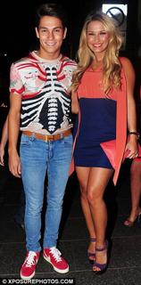 Billie Faiers feet photo 4