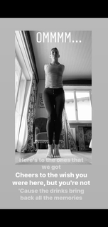 Federica Fontana feet photo thumbnail