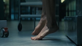 Thandiwe Newton feet photo thumbnail