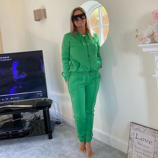 Kerry Katona feet photo thumbnail