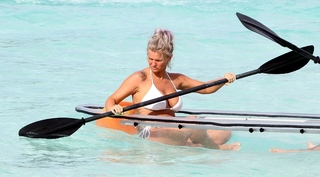Kerry Katona feet photo thumbnail