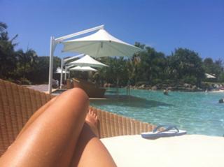 Caroline Flack feet photo thumbnail