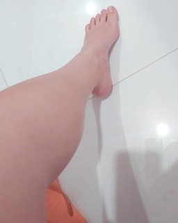 Isa Pes feet photo thumbnail