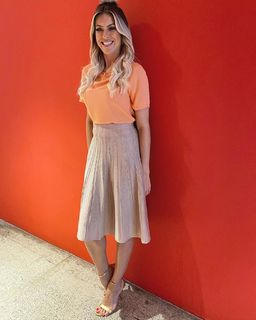 Renata Fan feet photo thumbnail