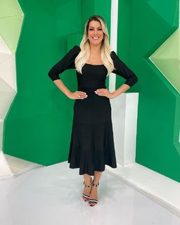 Renata Fan feet photo thumbnail
