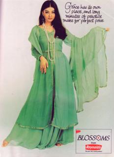 Aishwarya Rai Bachchan feet photo thumbnail