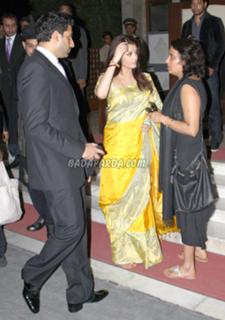 Aishwarya Rai Bachchan feet photo thumbnail