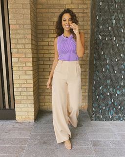Rochelle Humes feet photo thumbnail