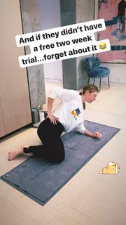 Maria Sharapova feet photo thumbnail