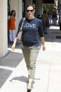 Jennifer Garner feet photo thumbnail