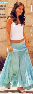 Paula Echevarría feet photo thumbnail