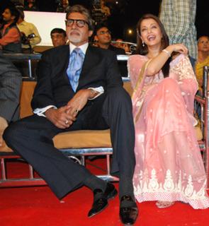 Aishwarya Rai Bachchan feet photo thumbnail