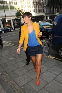 Frankie Bridge feet photo thumbnail