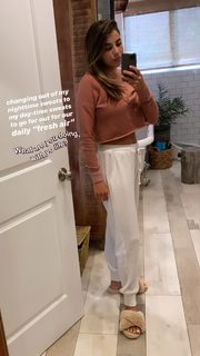 Daniella Monet feet photo thumbnail