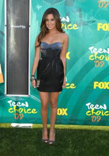 Ashley Tisdale feet photo thumbnail