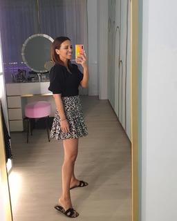 Paula Echevarría feet photo thumbnail