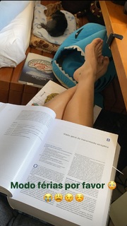 Franciely Freduzeski feet photo thumbnail
