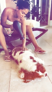 Anitta feet photo thumbnail
