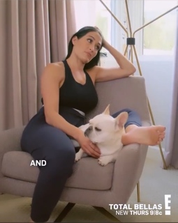 Nikki Garcia feet photo thumbnail