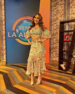 Cynthia Rodríguez feet photo thumbnail