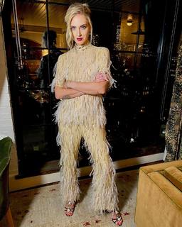 Chiara Ferragni feet photo thumbnail