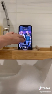 Jenna Ezarik feet photo thumbnail
