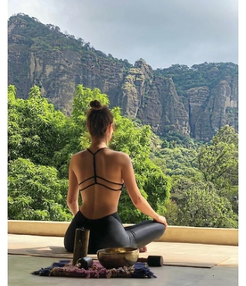 Cynthia Rodríguez feet photo thumbnail