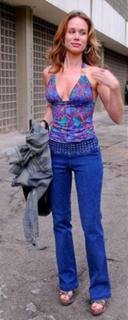 Mariana Ximenes feet photo thumbnail