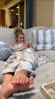 Paige VanZant feet photo thumbnail