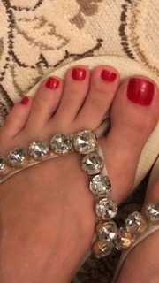 Alaine Crissiê feet photo thumbnail