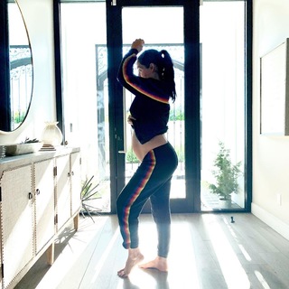 Nikki Garcia feet photo thumbnail