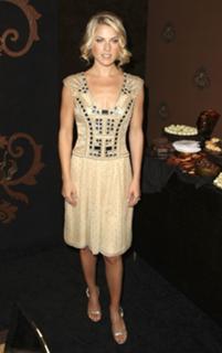 Ali Larter feet photo thumbnail