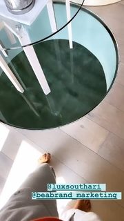 Anitta feet photo thumbnail