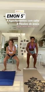 Flávia Alessandra feet photo thumbnail