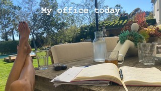 Brooke Burke feet photo thumbnail