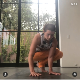 Danica Patrick feet photo thumbnail