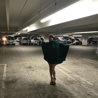 Laura Marano feet photo thumbnail