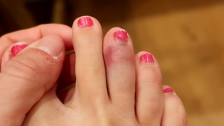 Colleen Ballinger feet photo thumbnail