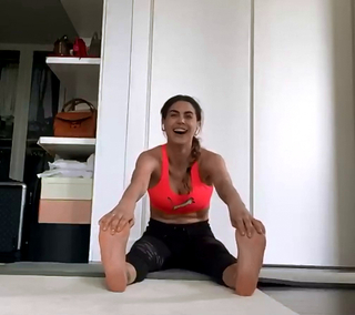 Melissa Satta feet photo thumbnail