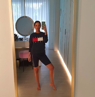 Paula Echevarría feet photo thumbnail