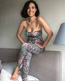 Caterina Balivo feet photo thumbnail