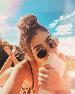 Jade Picon feet photo thumbnail