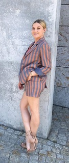 Alina Merkau feet photo thumbnail