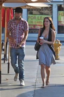 Jessica Lowndes feet photo thumbnail
