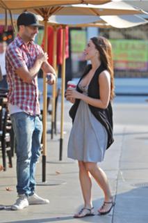Jessica Lowndes feet photo thumbnail