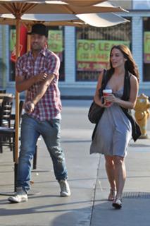 Jessica Lowndes feet photo thumbnail