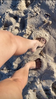 Franciely Freduzeski feet photo thumbnail